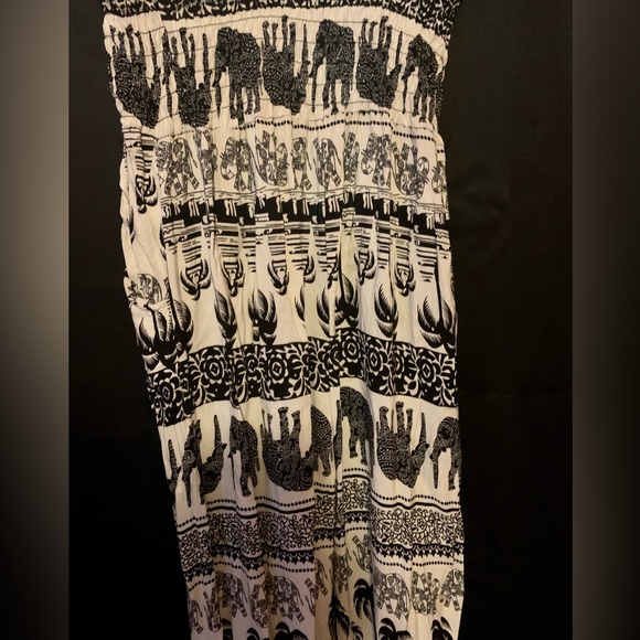 Elephant Jumpsuit - Picture 3 of 3